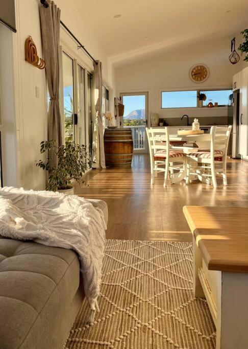 Villa Viola - Seaside Retreat Coles Bay Esterno foto